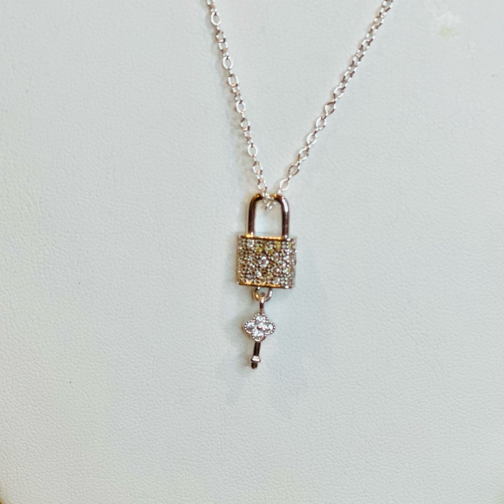 Dazzling Silver Lock Pendant Necklace